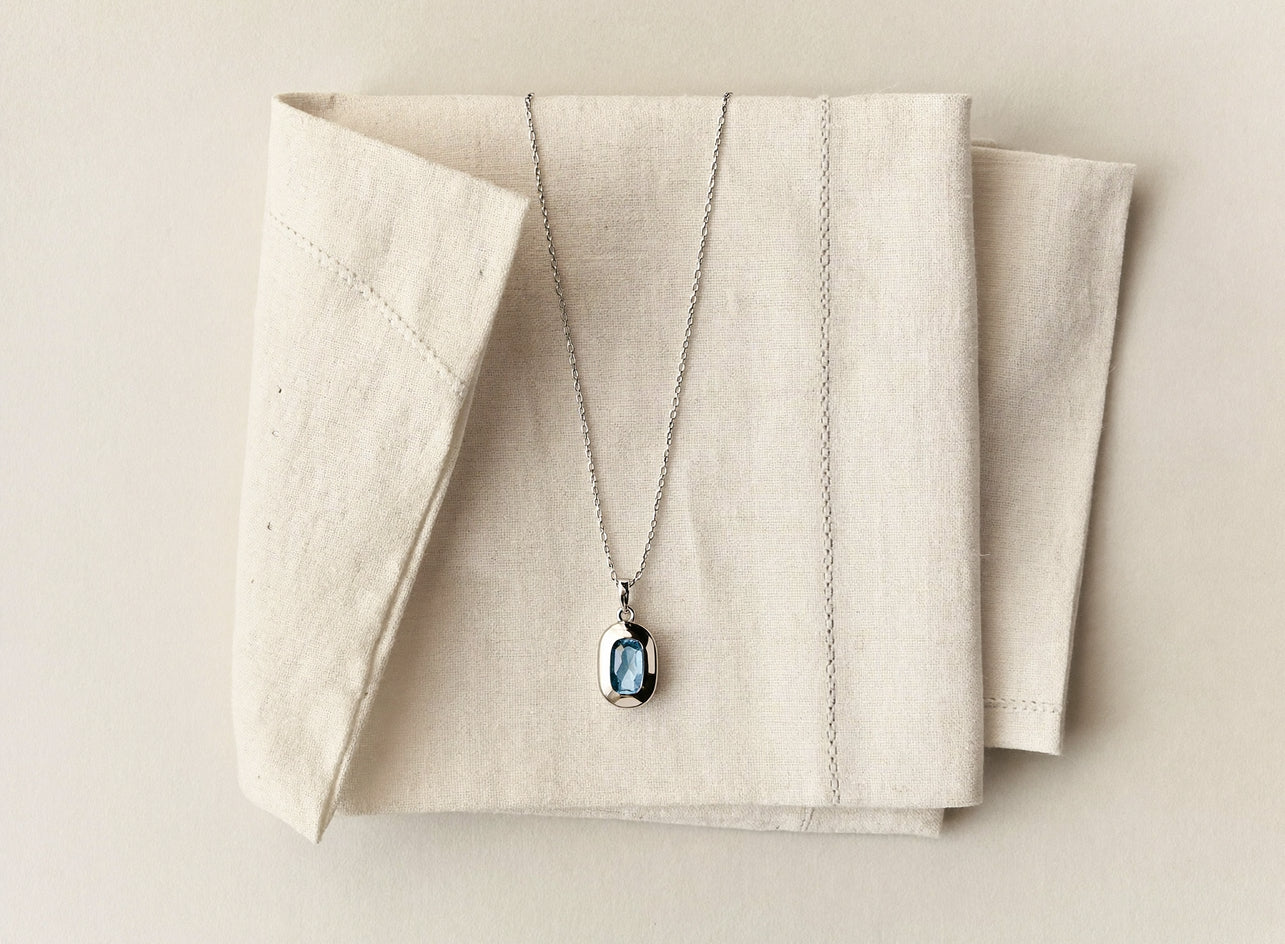 Pendant Necklaces Becoming the Focus of Everyday Jewelry